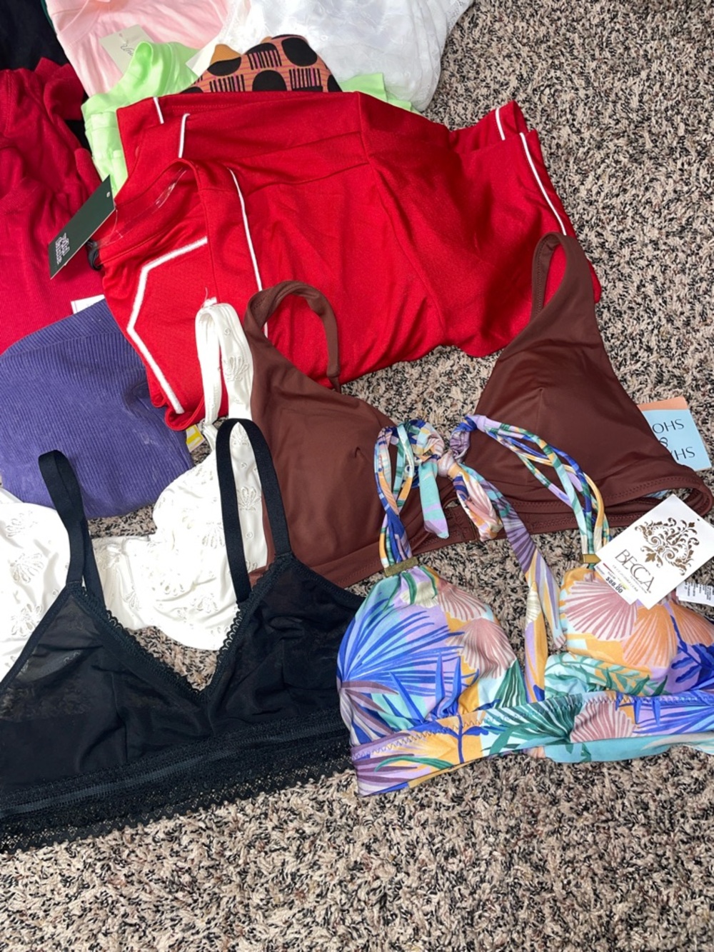 🤩HUGE 23 PIECE RESELL WOMANS CLOTHING BUNDLE Size XS-XXL | NWT! #1 - Picture 2 of 6